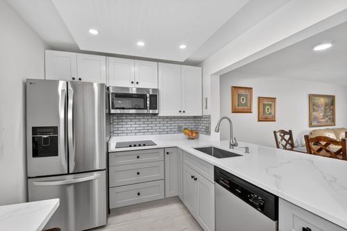 1060-2615 Ne 3rd Ct, Boynton Beach, FL, 33435-1401 | Card Image