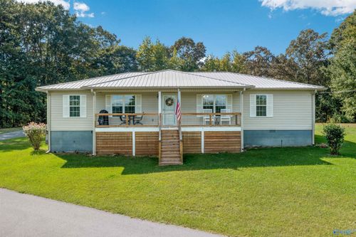 161 Wesley Ln, Attalla, AL, 35954-8300 | Card Image