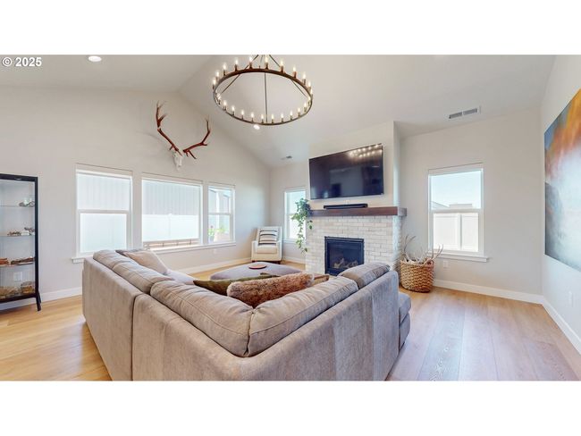 665 Browndell Ln, House other with 3 bedrooms, 3 bathrooms and 2 parking in Stanfield OR | Image 5
