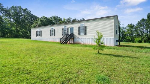 67 Anderson Rd, Richton, MS, 39476-9407 | Card Image