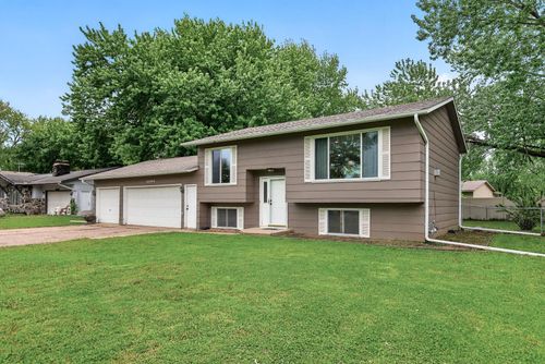14200 Timothy Ave Ne, Prior Lake, MN, 55372-1457 | Card Image