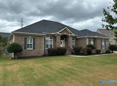 7404 Parktrace Lane, House other with 4 bedrooms, 3 bathrooms and null parking in Owens Cross Roads AL | Image 2