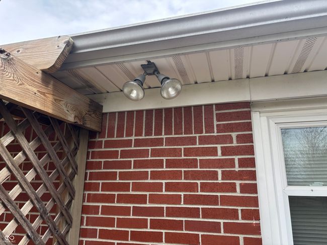 view of exterior details | Image 14