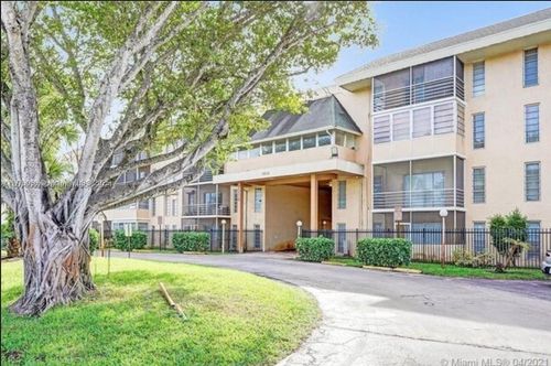 apt-208-4848 Nw 24th Ct, Lauderdale Lakes, FL, 33313-3318 | Card Image