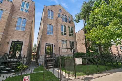 g-4426 S Calumet Ave, Chicago, IL, 60653-3385 | Card Image