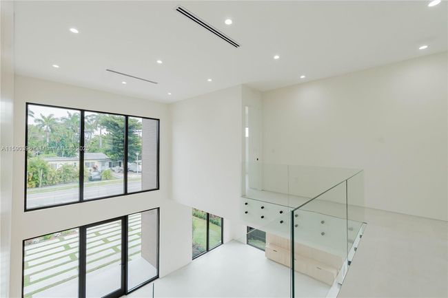 549 East Dr, House other with 4 bedrooms, 4 bathrooms and null parking in Miami Springs FL | Image 25