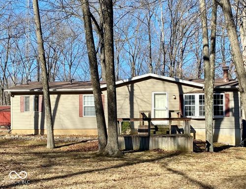 786 E Bonebrake Rd, Veedersburg, IN, 47987-8113 | Card Image
