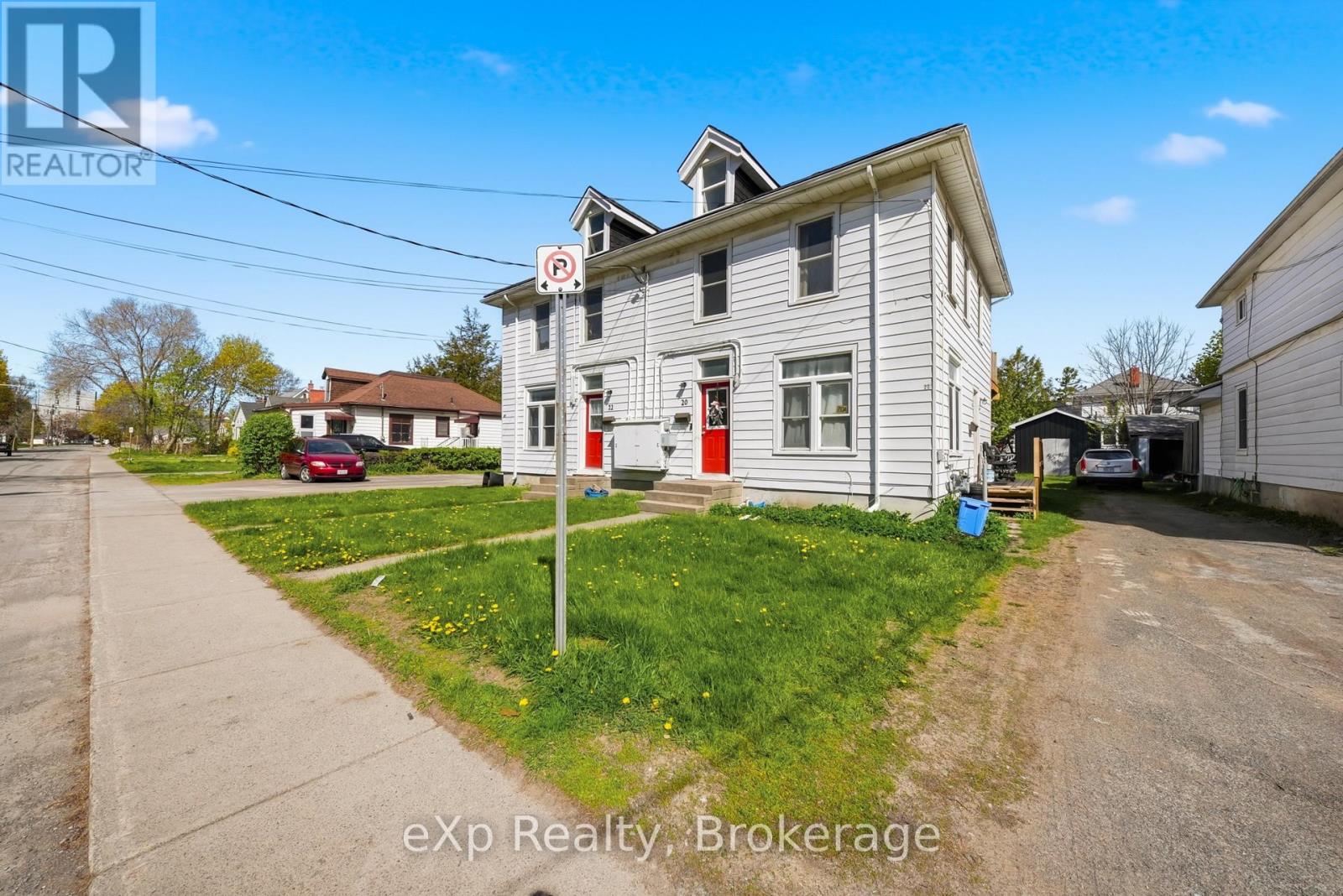 Residential Lease in Belleville (Belleville Ward) 2