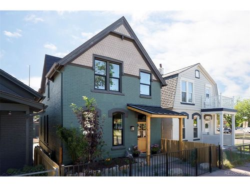 2563 N Emerson St, Denver, CO, 80205-5152 | Card Image