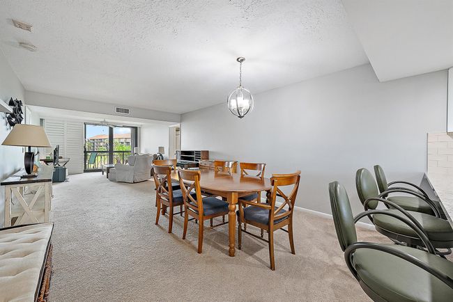 APT-305 - 301 S Seas Dr, Condo with 2 bedrooms, 2 bathrooms and null parking in Jupiter FL | Image 8