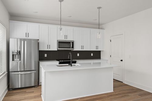 apt-303-700 N Dupont Ave, Madison, TN, 37115-0042 | Card Image