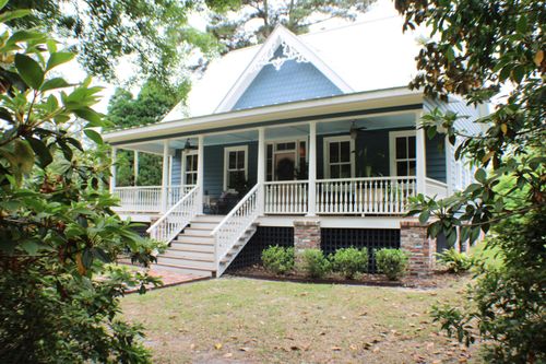 408 S Gum St, Summerville, SC, 29483-6363 | Card Image