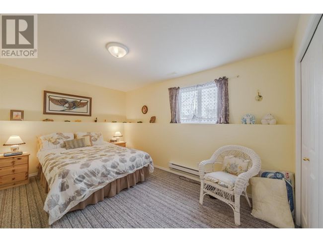8562 Skyline Dr, House other with 5 bedrooms, 3 bathrooms and null parking in 70 Mile House BC | Image 29