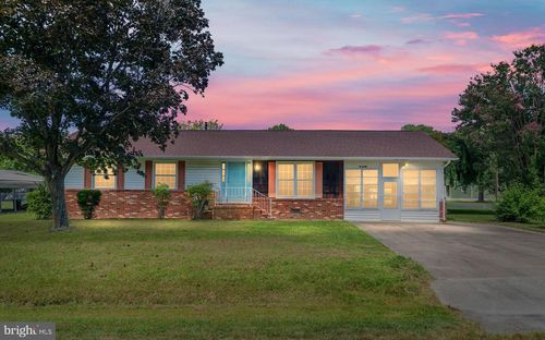 16 Alma Ln, COLONIAL BEACH, VA, 22443-4419 | Card Image