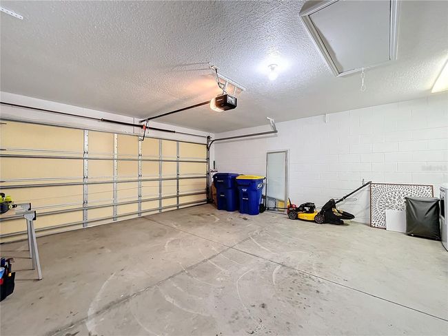 865 Scenic View Cir, House other with 3 bedrooms, 2 bathrooms and null parking in Minneola FL | Image 33