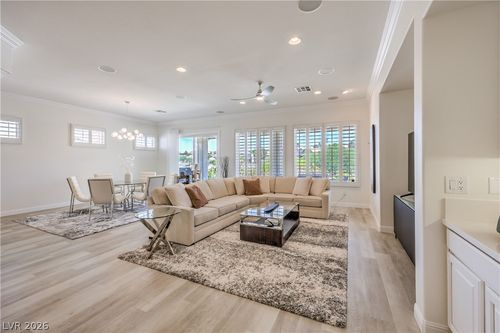 2984 Foxtail Creek Ave, Henderson, NV, 89052-7078 | Card Image