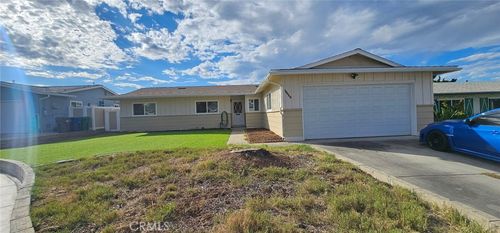 10443 Nate Way, Santee, CA, 92071-4925 | Card Image