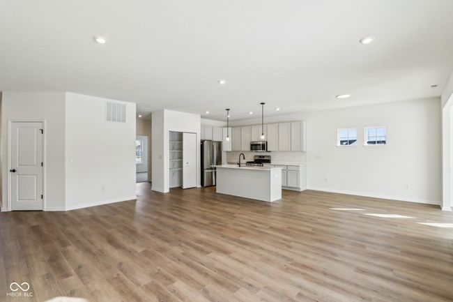 7098 Sterling Way, House other with 3 bedrooms, 2 bathrooms and null parking in Brownsburg IN | Image 6