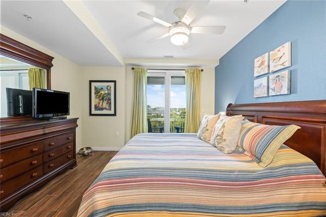 APT-121B - 3738 Sandpiper Rd, House attached with 2 bedrooms, 2 bathrooms and null parking in Virginia Beach VA | Image 34