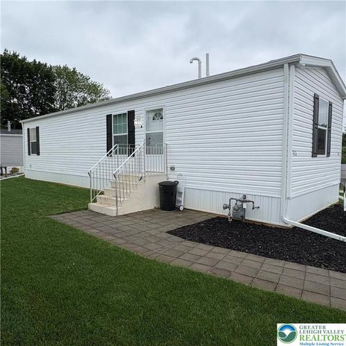 7433 Marquis Dr, Trexlertown, PA, 18087-9608 | Card Image