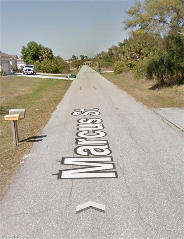 Land in PORT CHARLOTTE 4