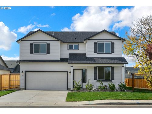 888 S 9th St, Harrisburg, OR, 97446-9589 | Card Image