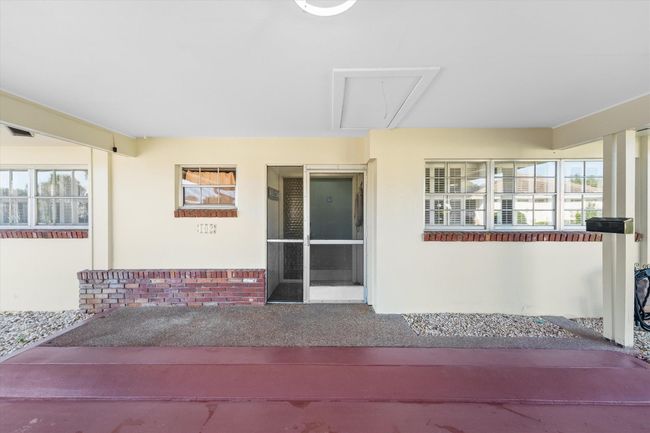 102 Villa Cir, Condo with 2 bedrooms, 2 bathrooms and null parking in Atlantis FL | Image 9