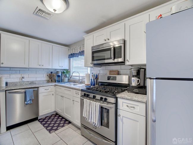 107 Miller Ave, House other with 3 bedrooms, 2 bathrooms and null parking in Sayreville NJ | Image 10