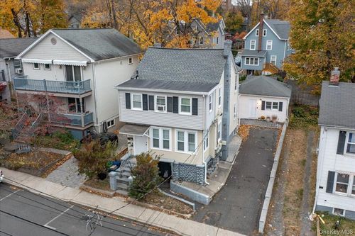 28 E Catherine St, Nyack, NY, 10960-2523 | Card Image