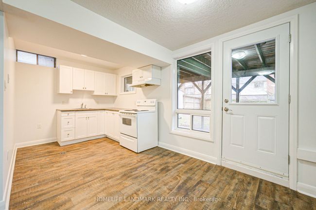 489 Lancelot Cres, House attached with 4 bedrooms, 2 bathrooms and 3 parking in Oshawa ON | Image 26