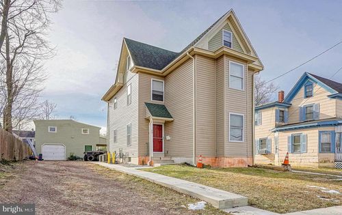 26 W Center St, Clayton, NJ, 08312-1412 | Card Image