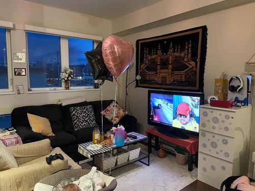 {{alt}} | Card Image