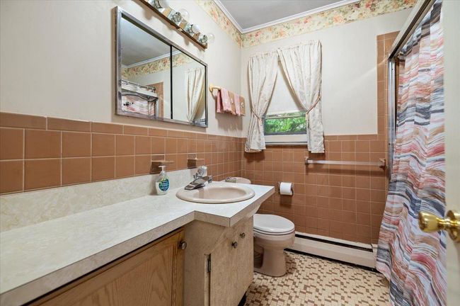 241 Hampton St, House other with 3 bedrooms, 1 bathrooms and null parking in Sag Harbor NY | Image 18
