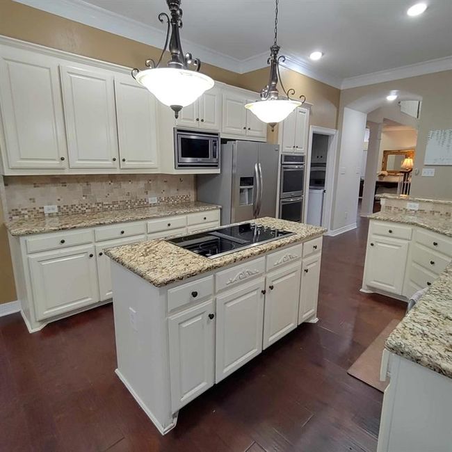 1429 Dartmouth Drive, For Rent in Southlake Zoocasa