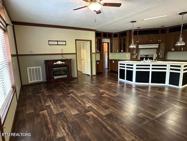 517 Collins Rd, House other with 3 bedrooms, 2 bathrooms and null parking in Jonesville VA | Image 11