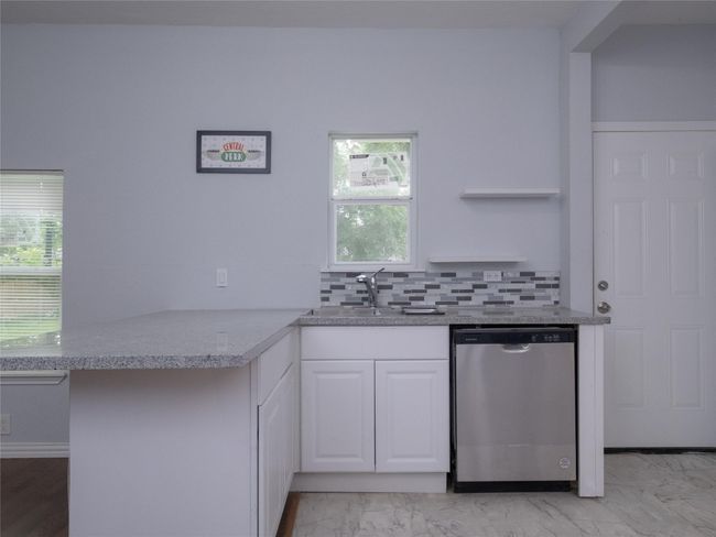 2703 Areba St, House other with 3 bedrooms, 2 bathrooms and 1 parking in Houston TX | Image 7