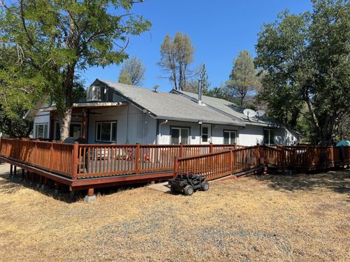 411 N Meadow Ln, Hayfork, CA, 96041 | Card Image