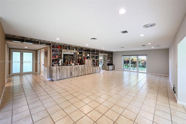 V-16 - 1130 Cypress Dr, Home with 3 bedrooms, 3 bathrooms and null parking in Pompano Beach FL | Image 10
