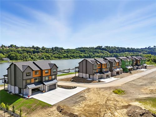 11a-141 Miramar Dr, Pittsburgh, PA, 15238-2788 | Card Image