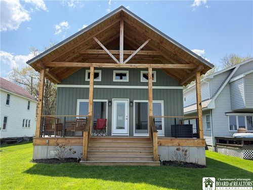 29 Loomis Bay Rd, Ashville, NY, 14710-9706 | Card Image