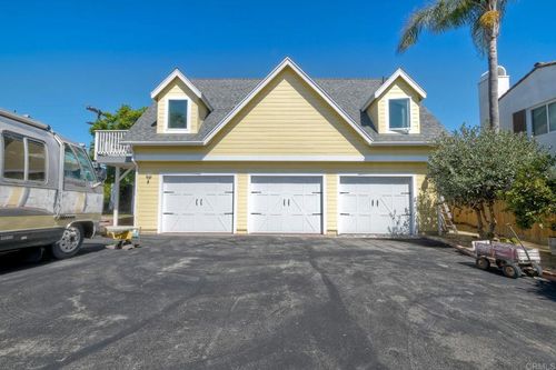 624 Laguna Dr, Carlsbad, CA, 92008-1609 | Card Image