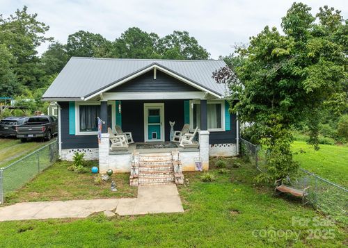 302 Williams St, Mount Gilead, NC, 27306-8487 | Card Image