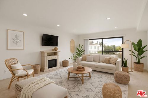 apt-301-4829 Whitsett Ave, Valley Village, CA, 91607-3501 | Card Image