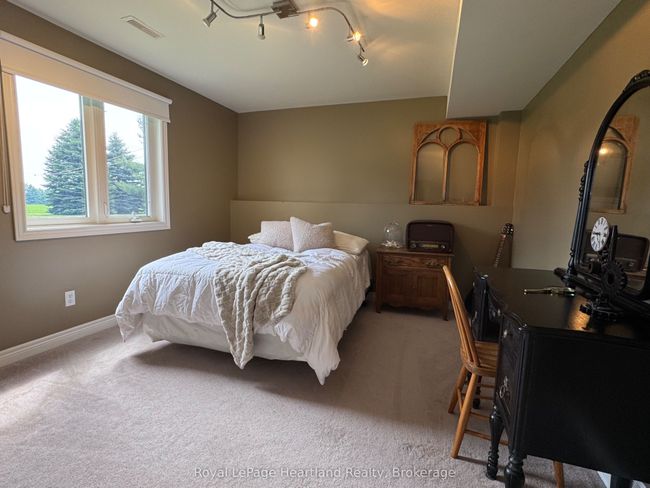 81572 Lucknow Line, Home with 4 bedrooms, 2 bathrooms and 10 parking in Goderich ON | Image 21