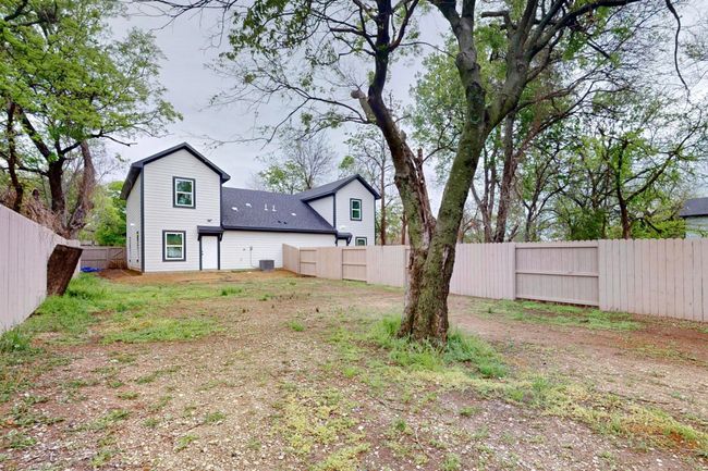 A - 1213 Mill St, House other with 3 bedrooms, 3 bathrooms and null parking in Gainesville TX | Image 36