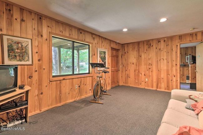 125 Town Hill Rd, House other with 4 bedrooms, 3 bathrooms and 6 parking in Sandisfield MA | Image 16