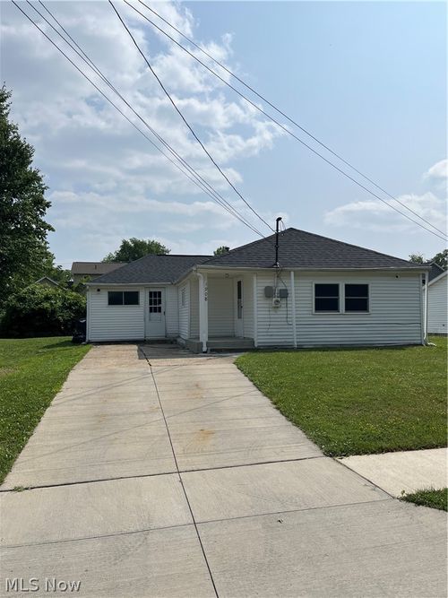 1908 Case St, Twinsburg, OH, 44087-2015 | Card Image