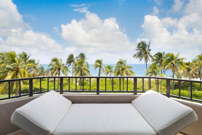 APT-174 - 201 Crandon Blvd, Townhouse with 4 bedrooms, 7 bathrooms and null parking in Key Biscayne FL | Image 44
