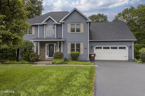 3 Tyler Dr, East Greenbush, NY, 12061-2040 | Card Image
