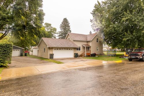 317 3rd Avenue W, Osakis, MN, 56360 | Card Image